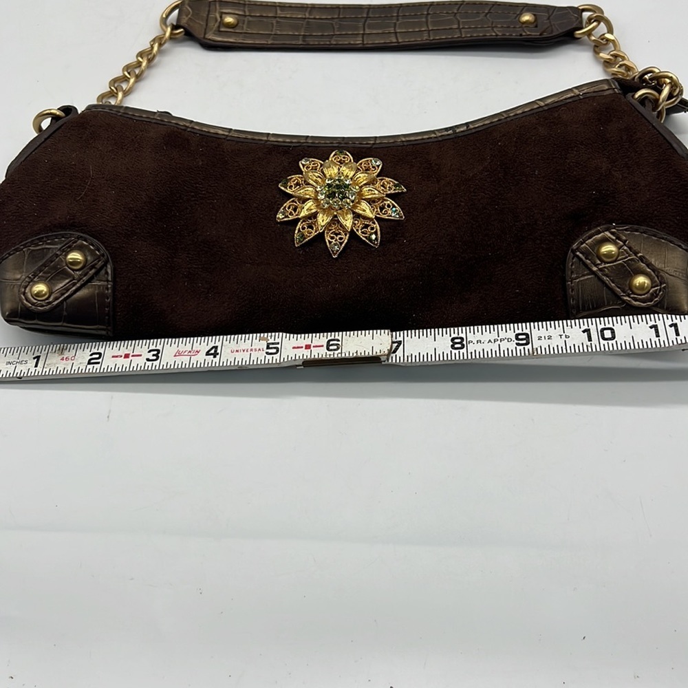 Pretty Brown faux Suede Handbag with Gold Brouch in the Center. - Picture 6 of 11